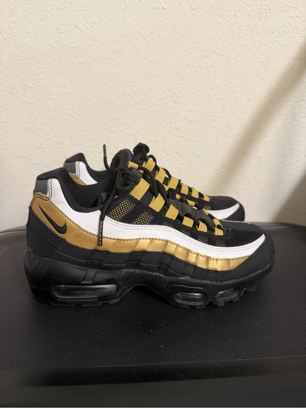 Nike Air Max 95 OG Running Shoes Black Gold AT2865-002p